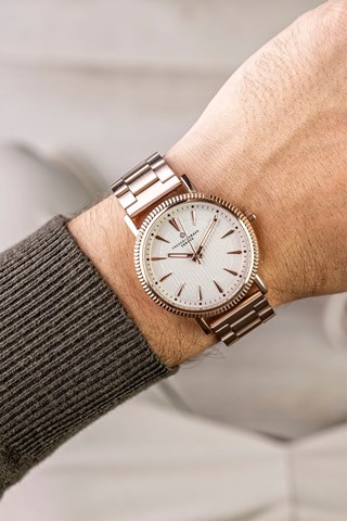 Relógio de quartzo em aço - Dourado - Frederic Graff