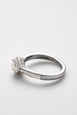 Anel solitário Brillant Somptueux Ouro branco e diamantes