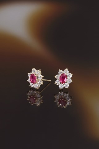 Oorbellen Marguerite Rubis Geelgoud en Robijnen