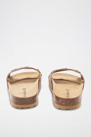 Mules em couro - 
Castanho