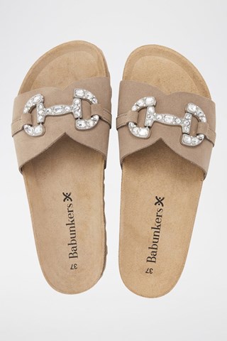 Mules em couro - 
Castanho