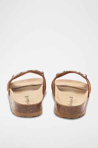 Mules em couro - 
Castanho