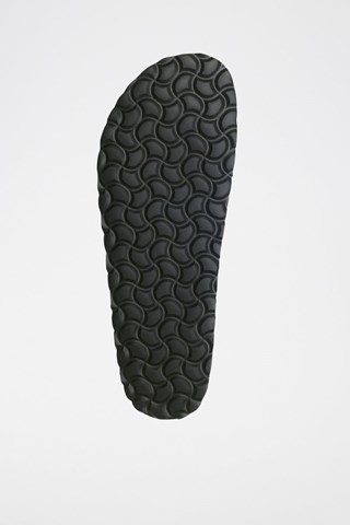 Mules em couro 
Castanho