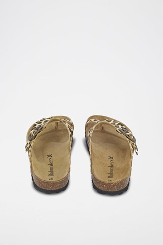 Mules em couro 
Castanho