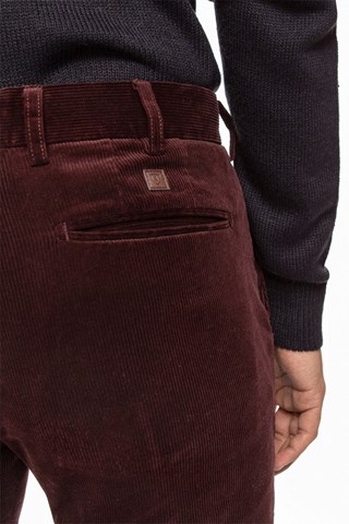 Pantalon slim en velours - Rouge