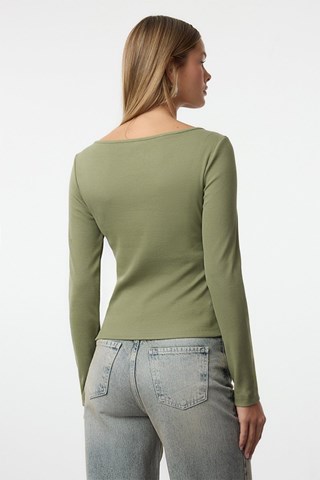 Top - Kaki - Verde